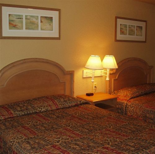 Amber Sky Motel